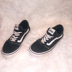 Vans size 3